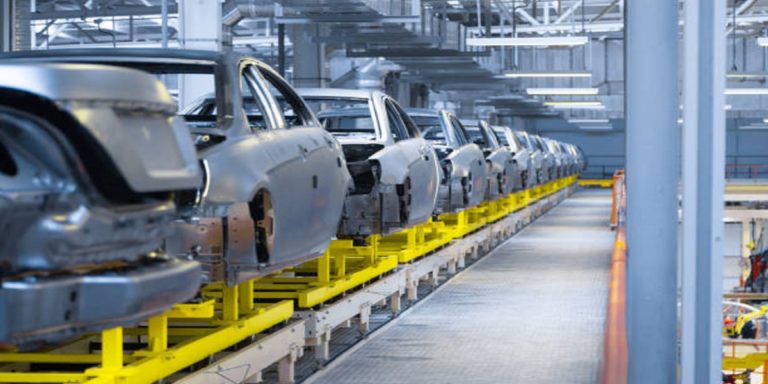 Cars production shows 111% upsurge In two months of FY 2021-22