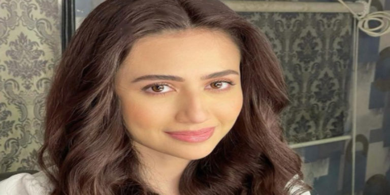 Sana Javed looks fabulous in her latest picture