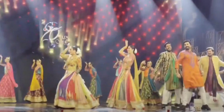 Sheheryar Munawar, Meera and Mahira Khan rock the finale performance