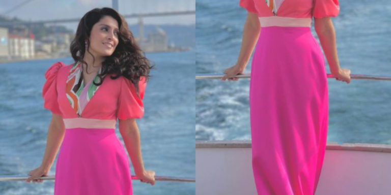 Ayeza Khan shows us how to look pretty in pink outfit