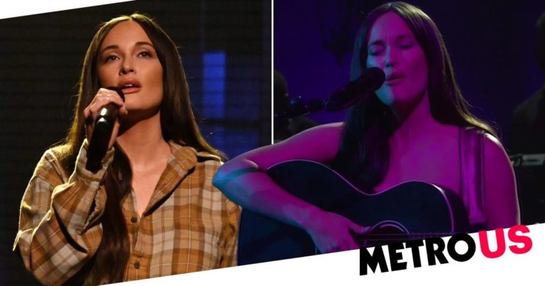 Saturday Night Live: Kacey Musgraves first musician to perform naked