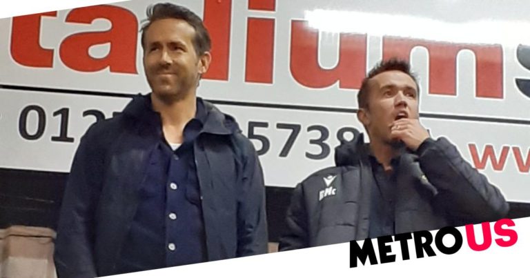 Ryan Reynolds and Rob McElhenney met with wild applause at first Wrexham game