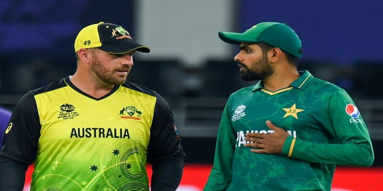 Wade, Stoinis snatch victory from Pakistan as Australia book place in final of ICC T20 World Cup