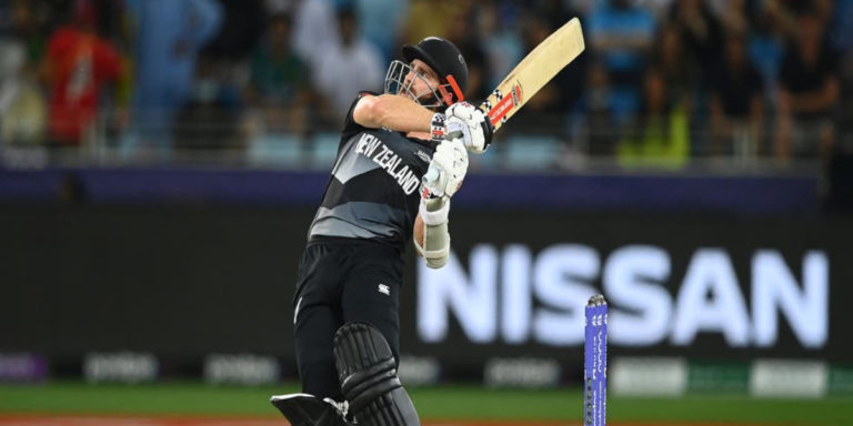 Williamson’s 85 leads New Zealand to 172-4 in World Cup final