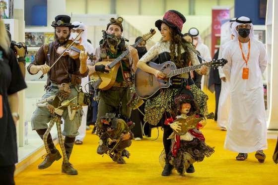 Musical puppets take SIBF 2021 visitors on a folkloric journey into European countryside