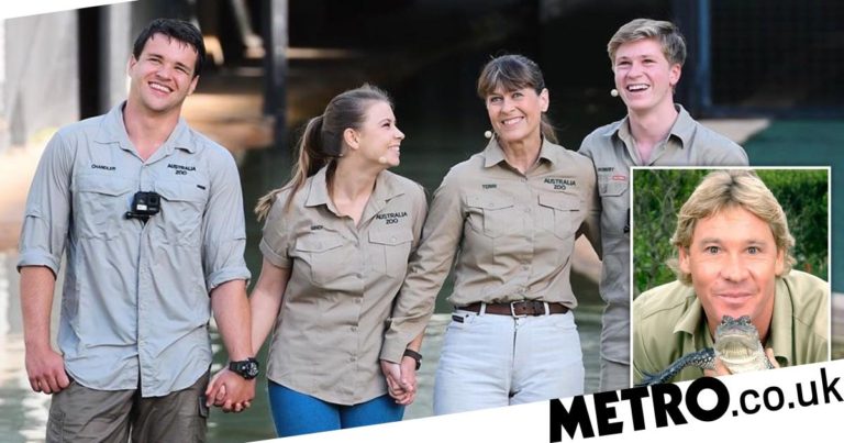 Bindi and Robert Irwin pay sweet tribute to their dad Steve Irwin