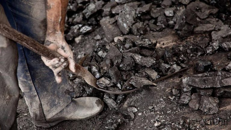 Bulgaria coal miners brace for ‘disaster’ as phaseout looms