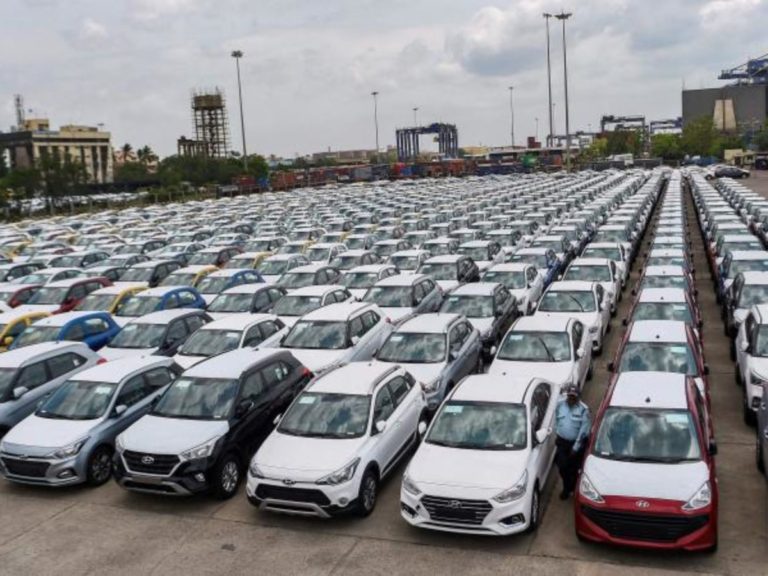 Pakistan’s auto sales surge 75% in four months