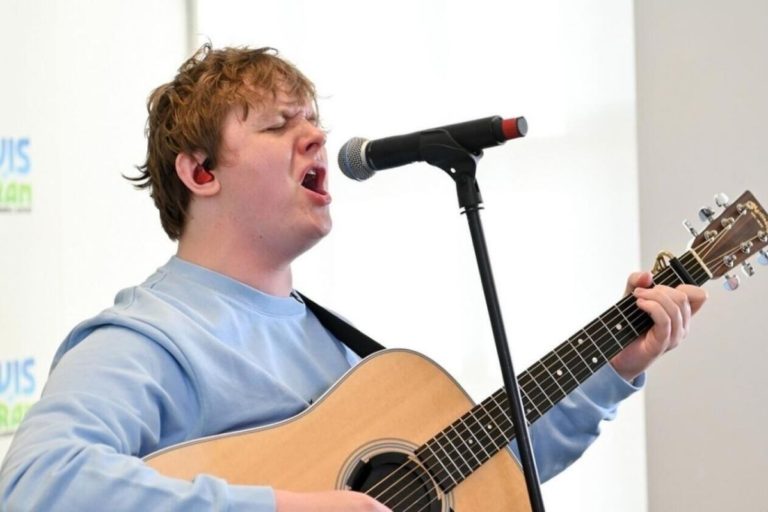 Lewis Capaldi to perform in Dubai for the first time ever