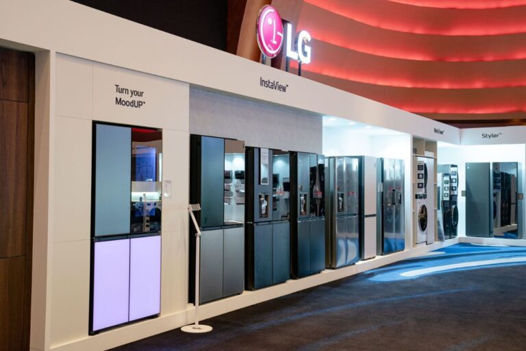 LG unveils innovative range of unique Home Appliance products at Showcase MEA 2023