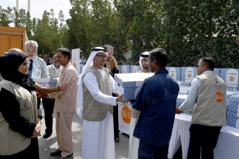 UAE Food Bank joins Facebook and Carrefour to distribute meals in Al Quoz