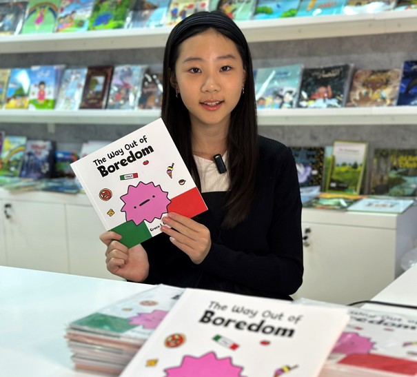 Young South Korean author’s debut book on travels across Italy published in Sharjah; sequel on UAE due soon