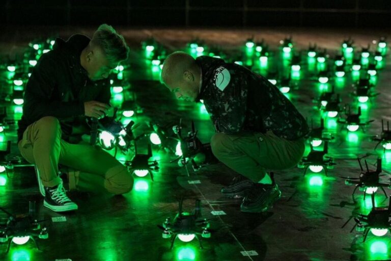 Spectacular 800-Drone Dance to Light Up the Night Sky