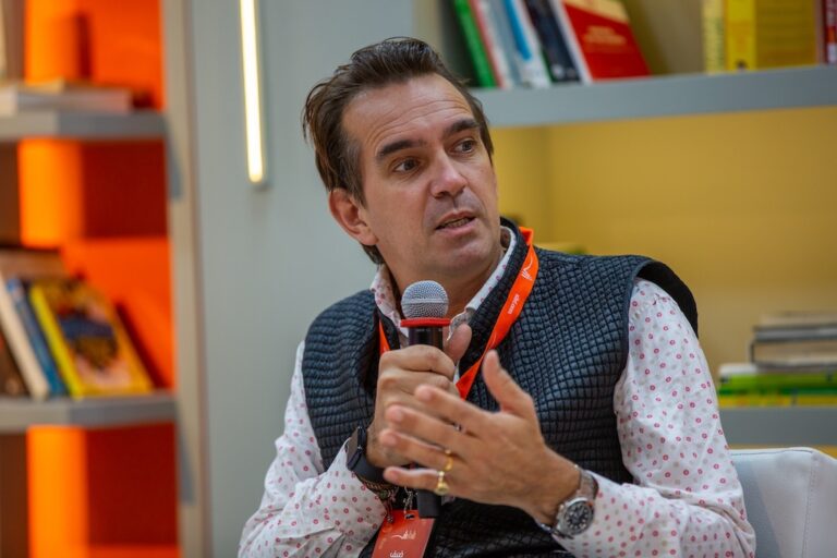 Peter Frankopan unravels the Silk Roads’ legacy at the 43rd Sharjah International Book Fair